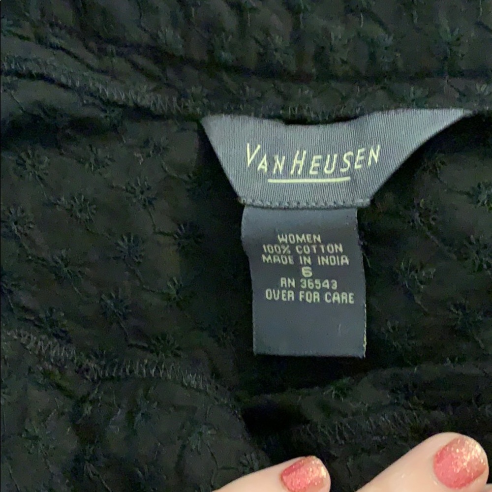 Van Heusen skirt. Size 6